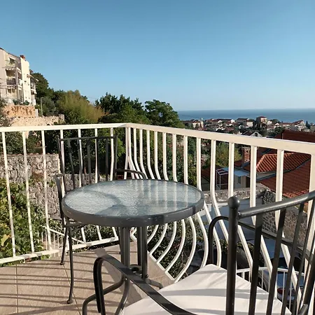 Apartmán Plavo Nebo